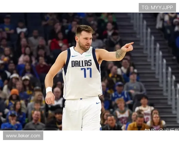 2025年度篮球风云：杨瀚森加盟开拓者 东契奇浓眉惊天交易引爆联盟